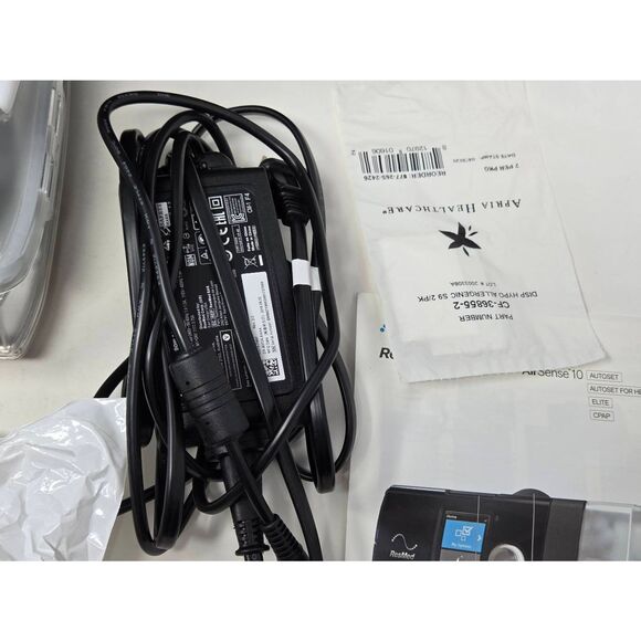 RESMED AIRSENSE 10 AUTOSET BLACK SLEEP APNEA MACHINE W/ CASE 490 RUN HOURS - Picture 4 of 11